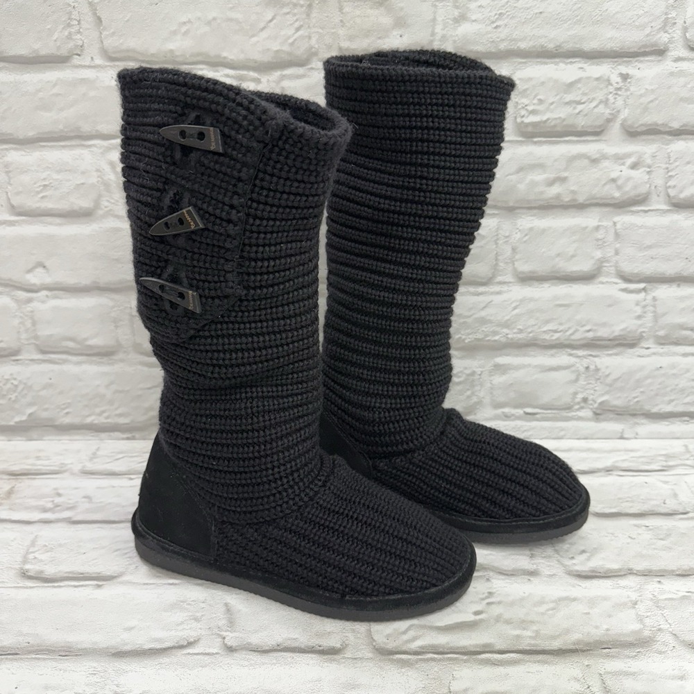 BEARPAW Black Classic Knitted Tall Three Button Boot Suede Heel Women's size 8 - Picture 1 of 14